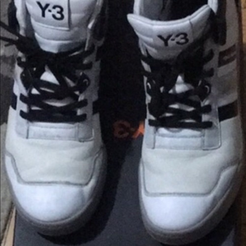 Men’s Y-3 Sneakers with og box - Picture 4 of 6